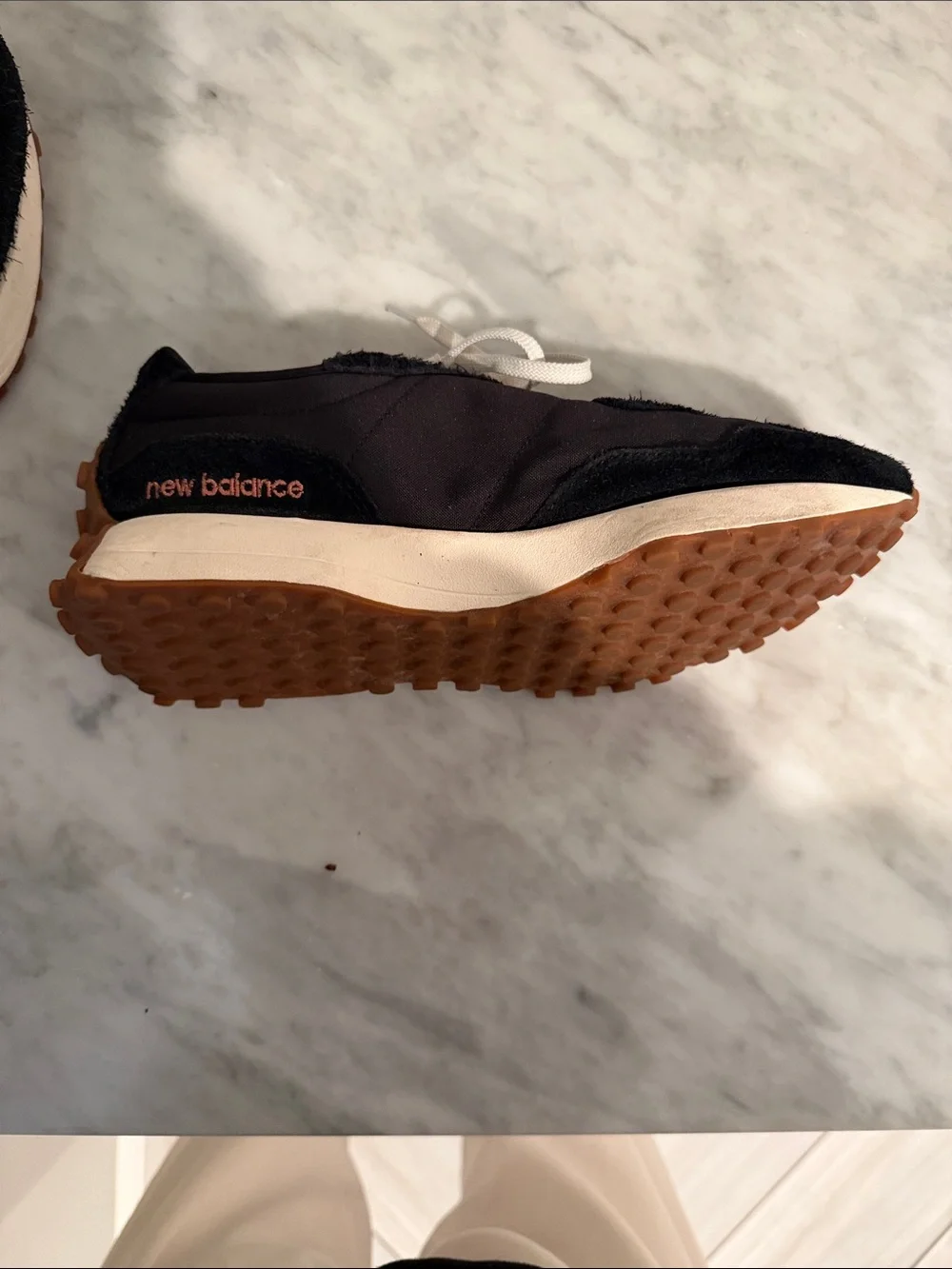 New Balance 327 Women’s 9 - Picture 13 of 15